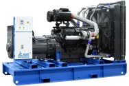 Дизельный генератор ТСС ЭД-550-Т400 в погодозащитном кожухе на прицепе