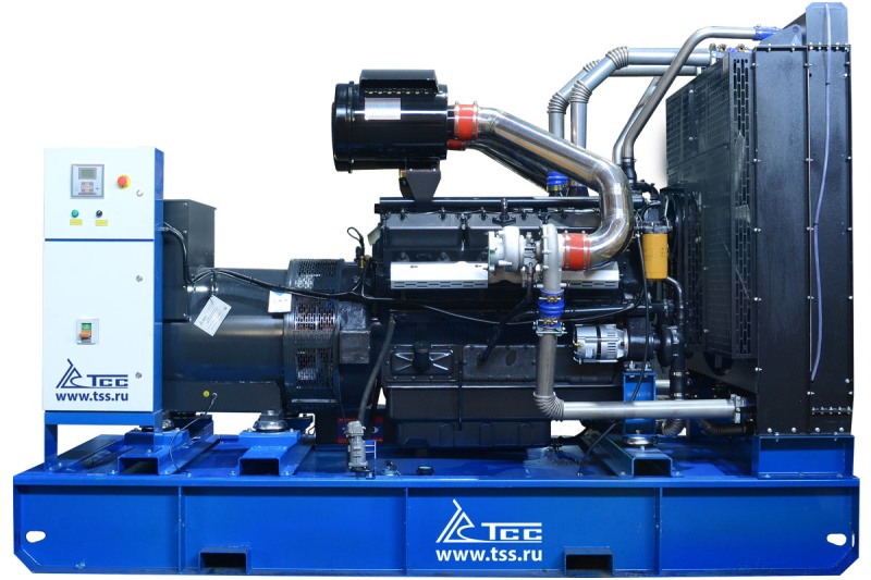 Дизельный генератор ТСС ЭД-500-Т400 в погодозащитном кожухе на прицепе